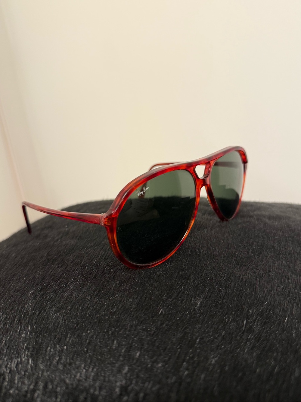 Ray-Ban Red Tortoiseshell Pilot Sunglasses with Dark Lenses